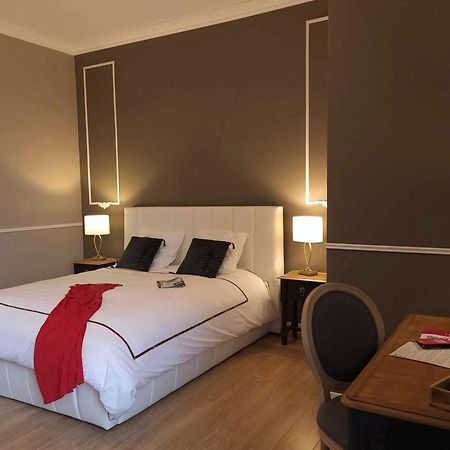 Cluis Sejour De Charme Au Chateau Avec Petit-Dejeuner Et Parking - Fr-1-591-705 المظهر الخارجي الصورة