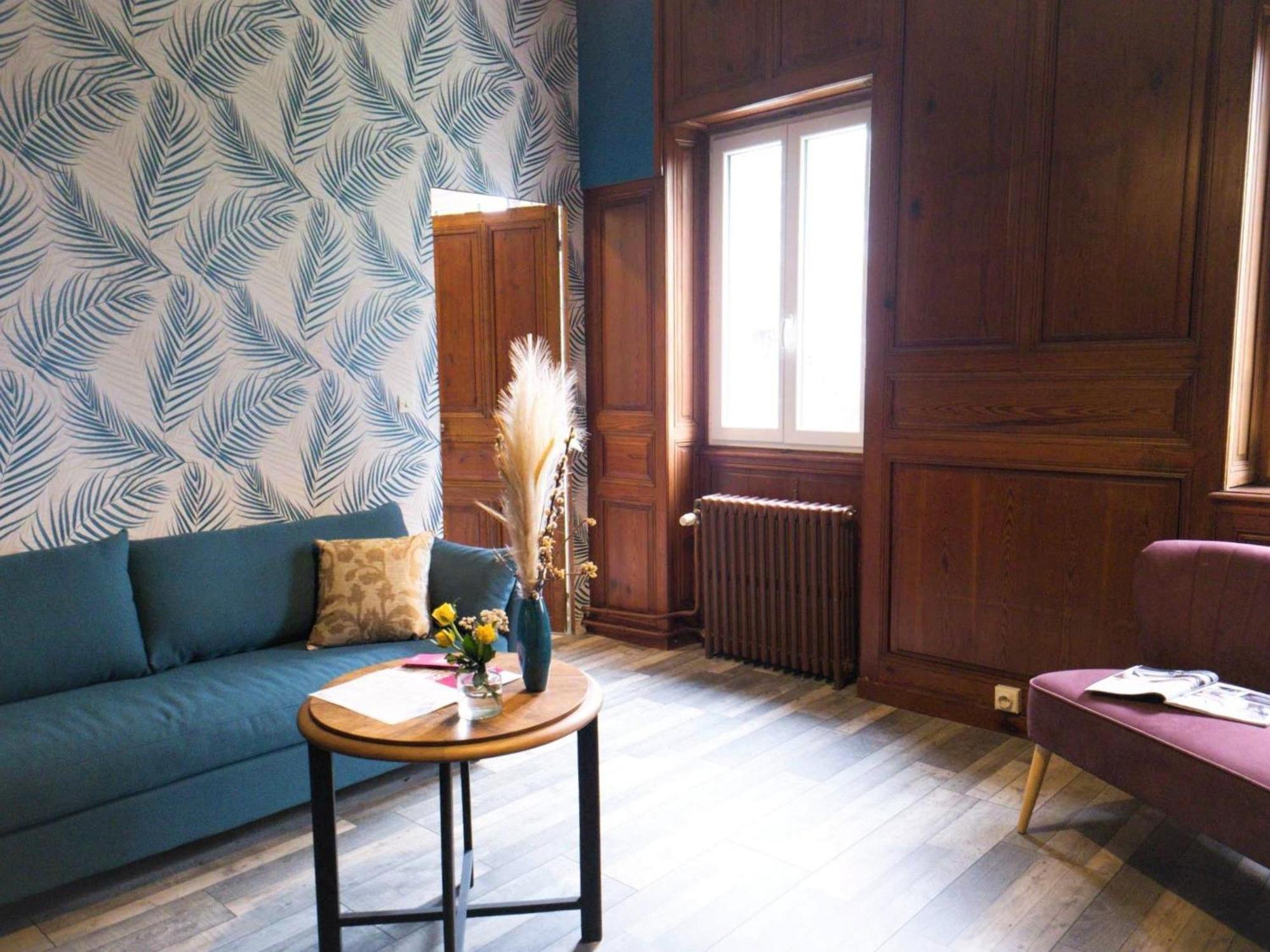 Cluis Sejour De Charme Au Chateau Avec Petit-Dejeuner Et Parking - Fr-1-591-705 المظهر الخارجي الصورة