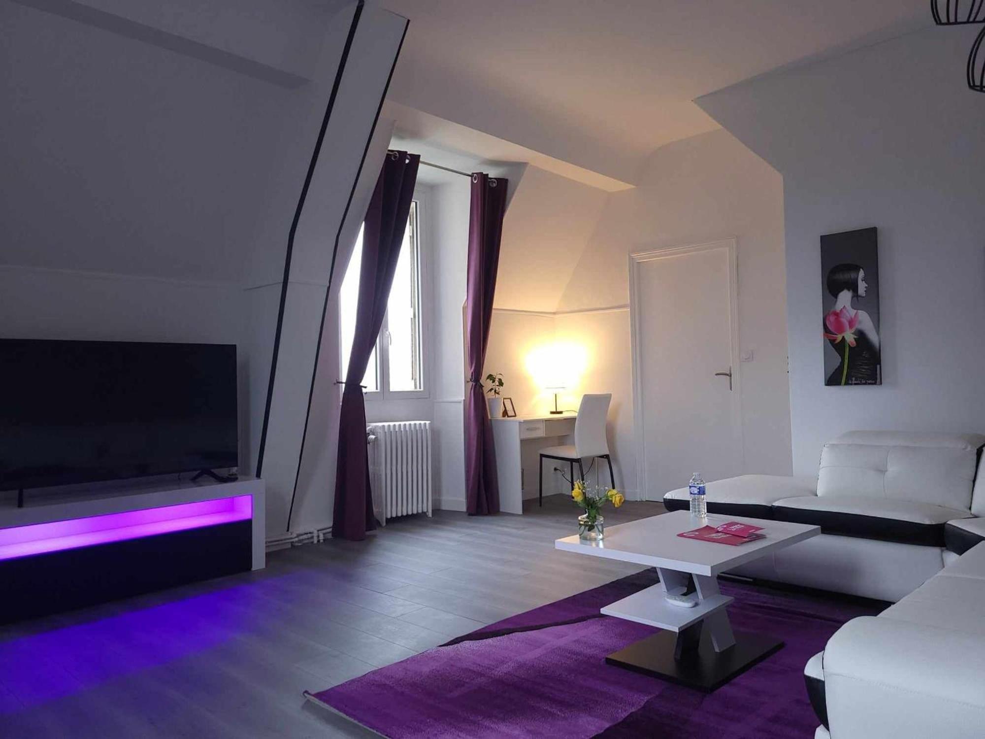 Cluis Sejour De Charme Au Chateau Avec Petit-Dejeuner Et Parking - Fr-1-591-705 المظهر الخارجي الصورة